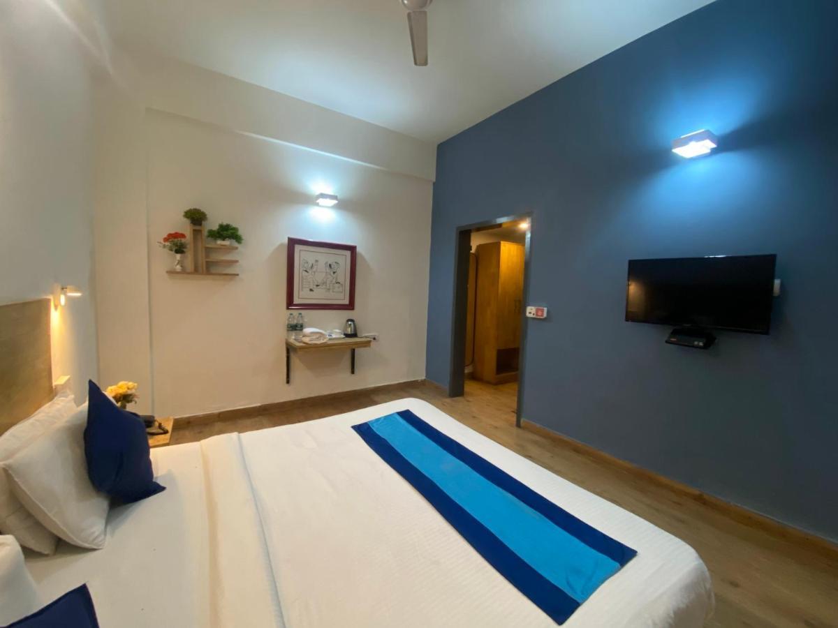 Divine Inn Couple Friendly Hotel Near Sector 51 Metro Station Noida Luaran gambar