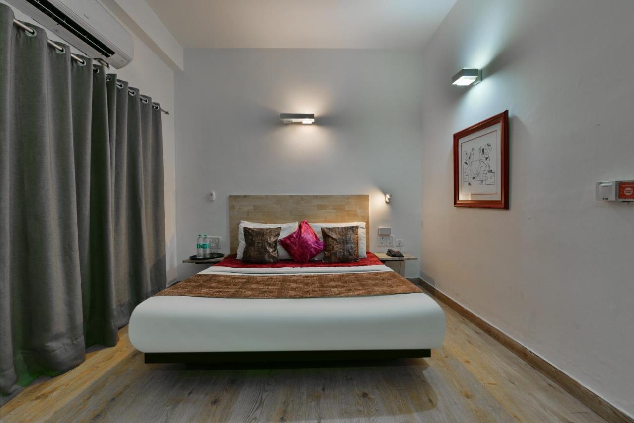 Divine Inn Couple Friendly Hotel Near Sector 51 Metro Station Noida Luaran gambar